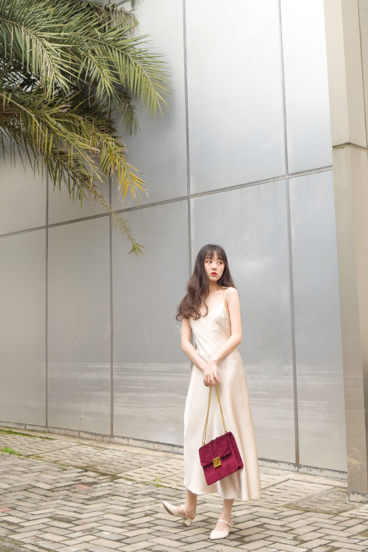 The New Autumn Sexy Temperament French Retro Silky Satin Suspender Dress