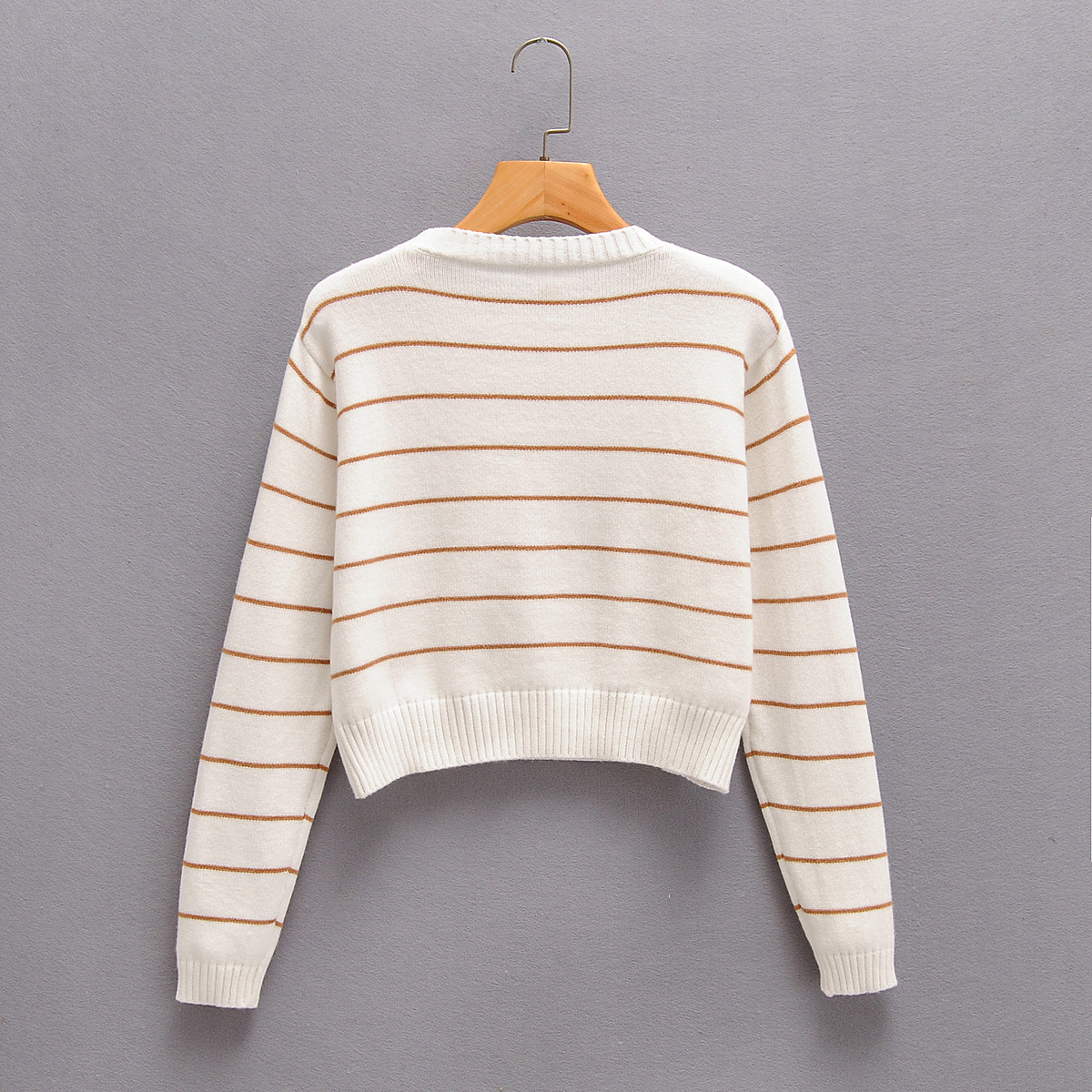 Title 3, Short Round Neck Color-block Striped Long-sleev...