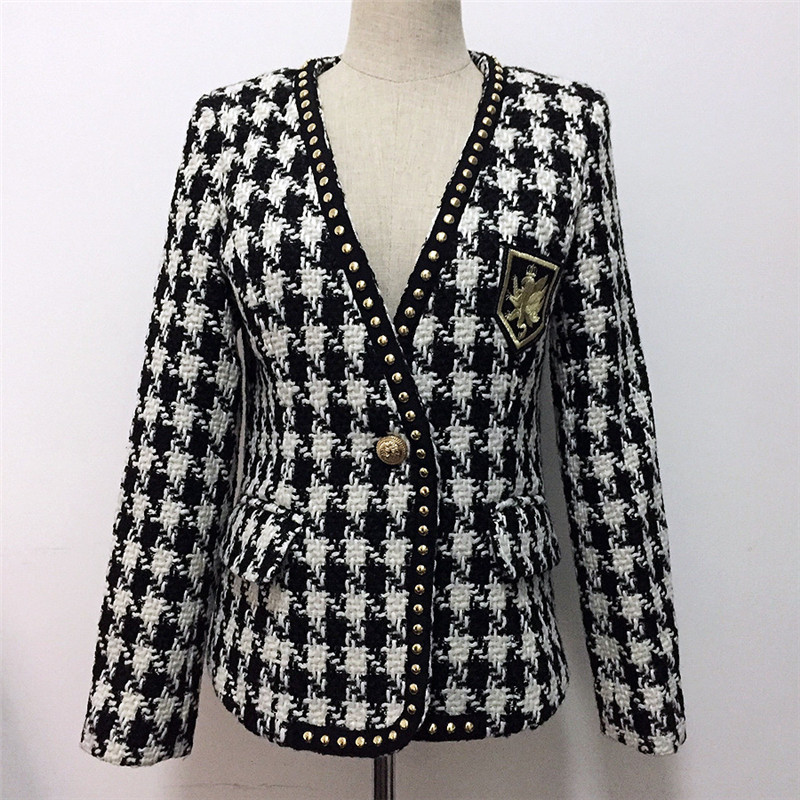 One-button Houndstooth Tweed With Embroidered Badge