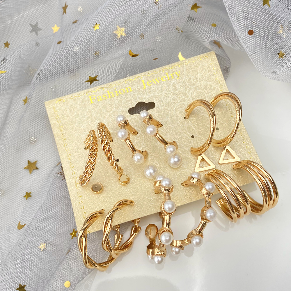 Fashion Punk C-shaped Circle Pearl Set Earrings