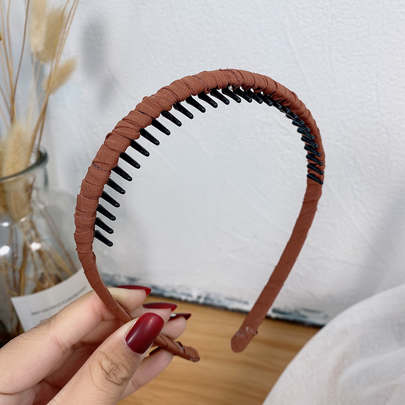 Title 7, Simple Go Out Non-slip Press Hairpin