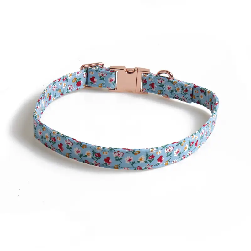 Brand New Metal Bow Pet Collar