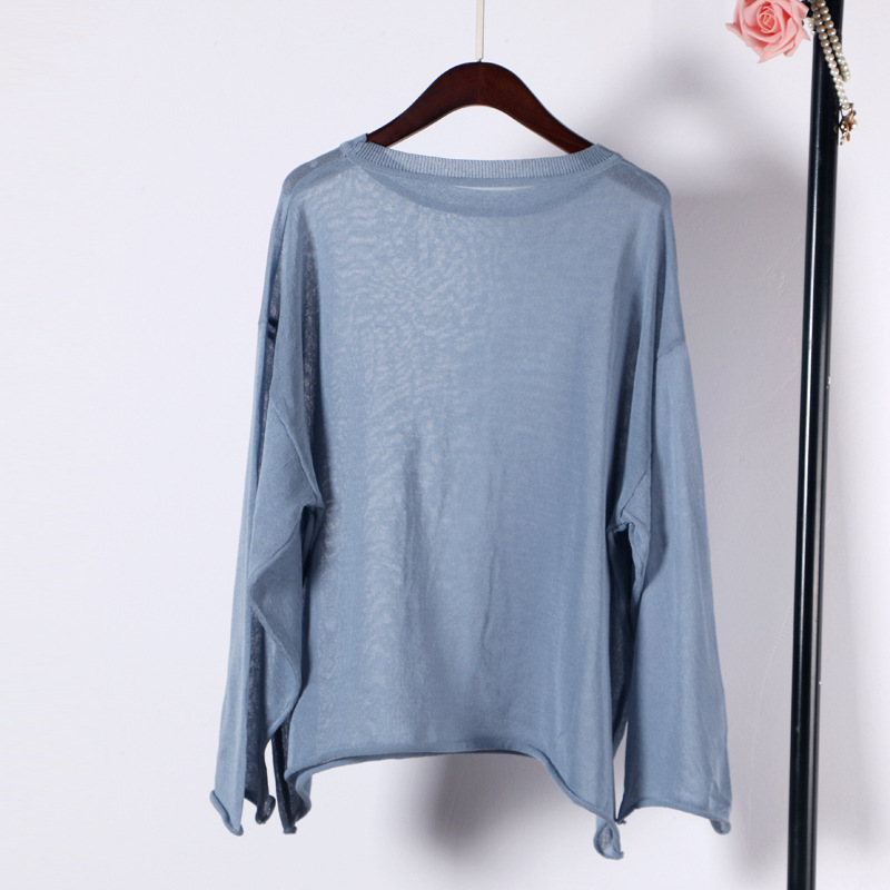 Title 2, Loose Curled Sunscreen Knitted Round Neck Blouse