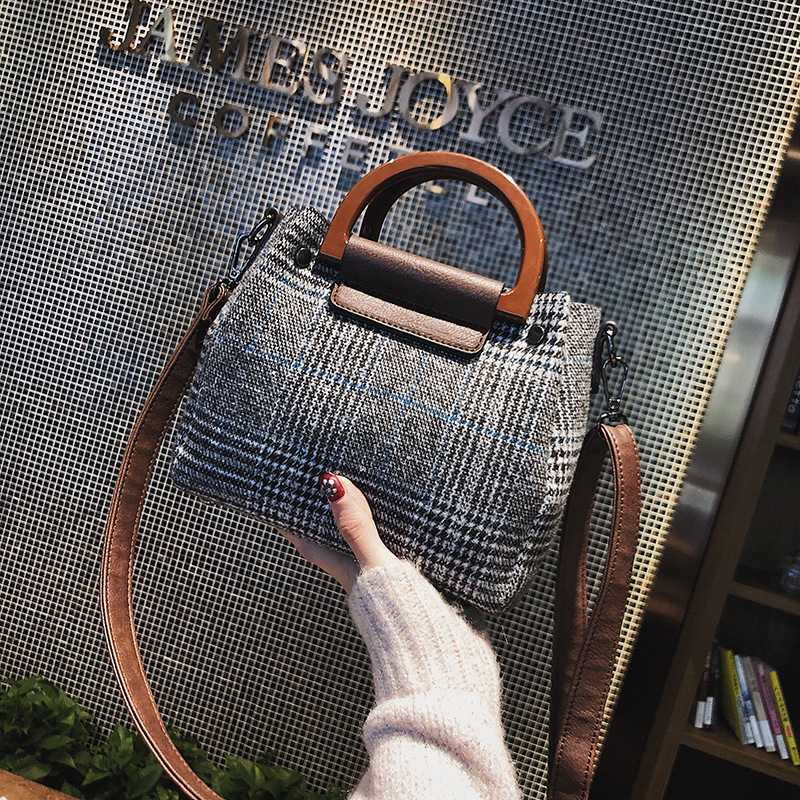 Fashion Portable Bucket Bag Winter Retro Single Shoulder Messenger Bag