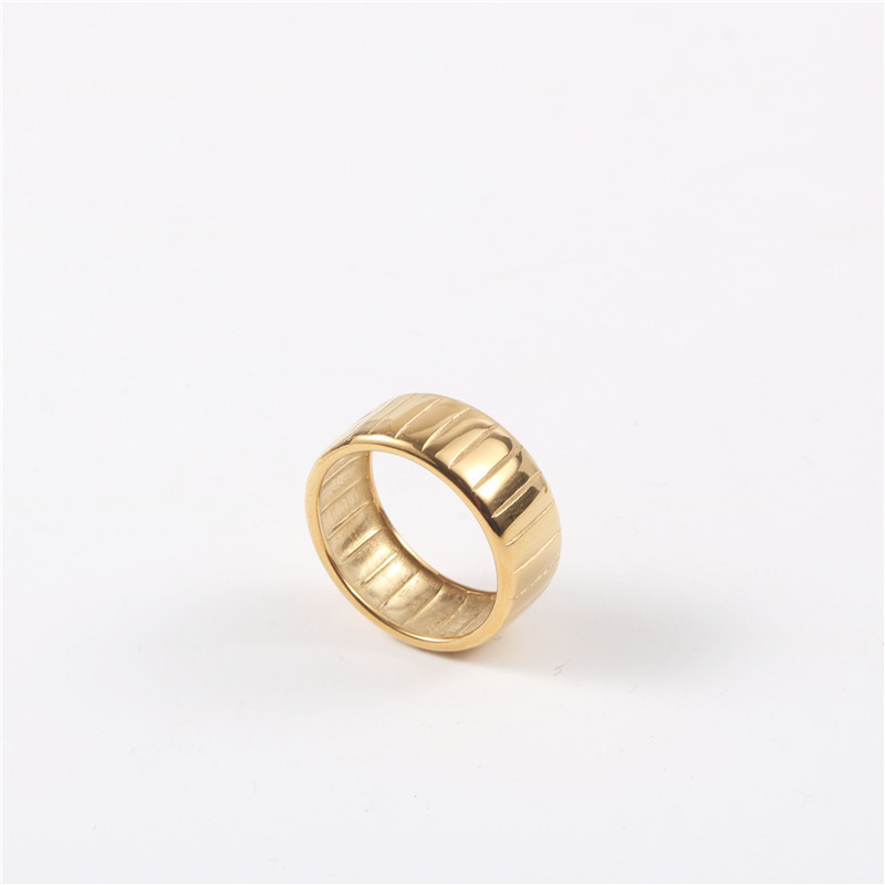 Titanium Steel Gold-plated French Vintage Twist Bread Pattern Gold-plated Ring