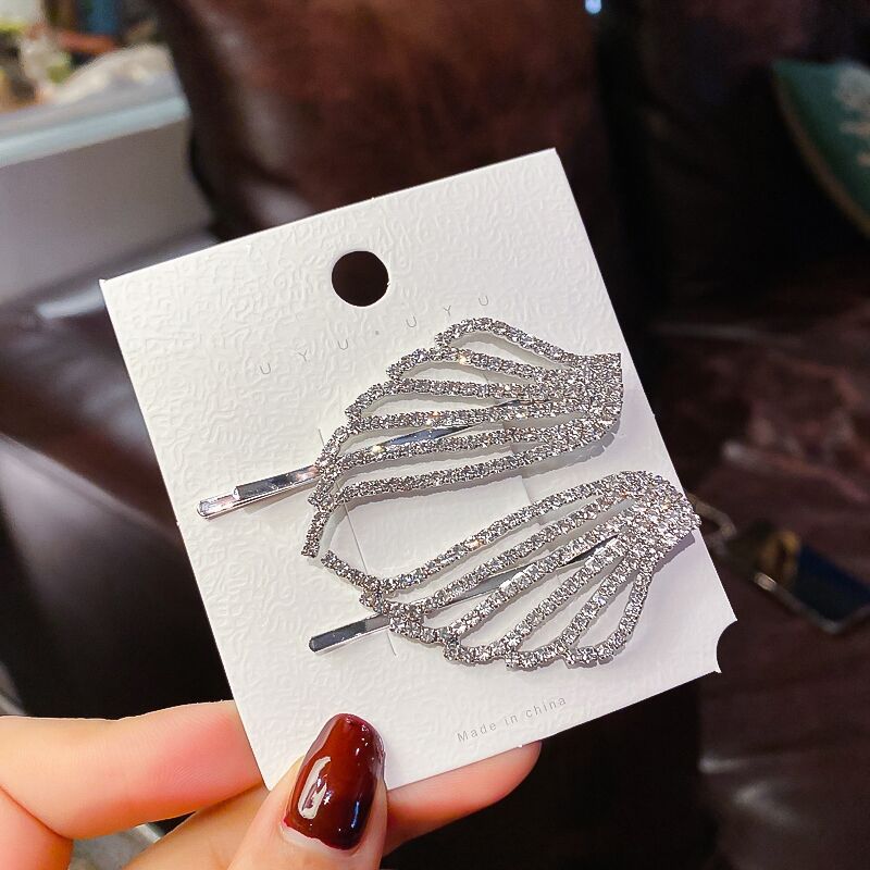 Title 5, Wings Rhinestone Firkete Yan Kız Headdress