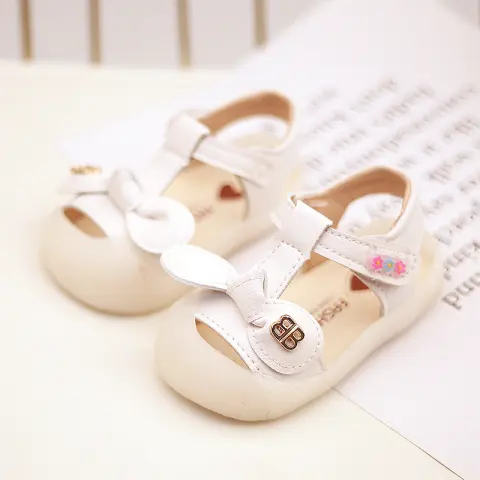 Girls' Shoes