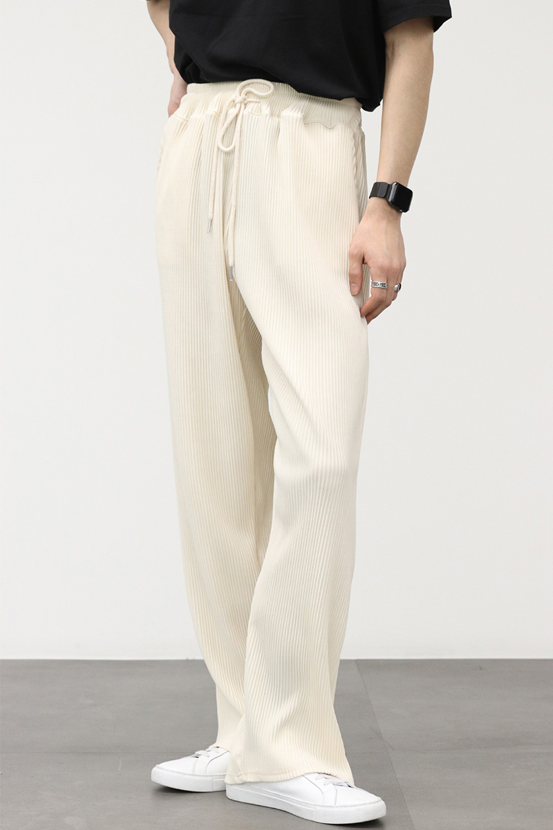 Title 5, Loose Drape High-Waist White Wide-Leg Pants. Ac...