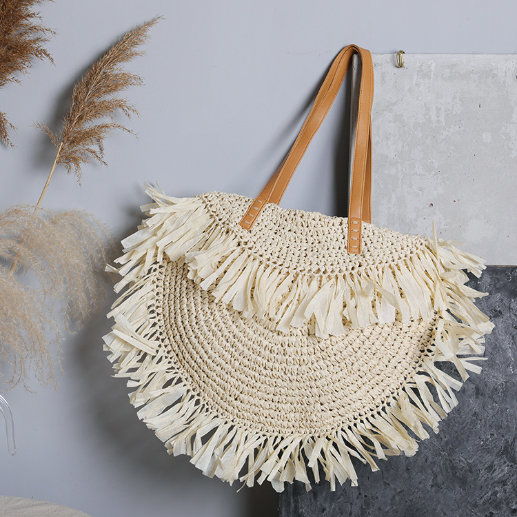 New Tassel Straw Woven Bag Woven Bag Beach Bag Shoulder Bag Retro Female Bag