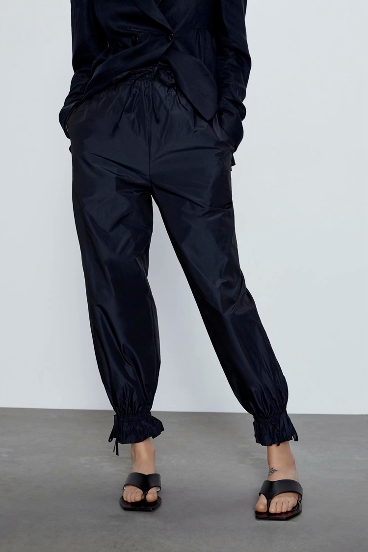 Title 3, Loose Elasticated Casual Trousers With Pleated ...