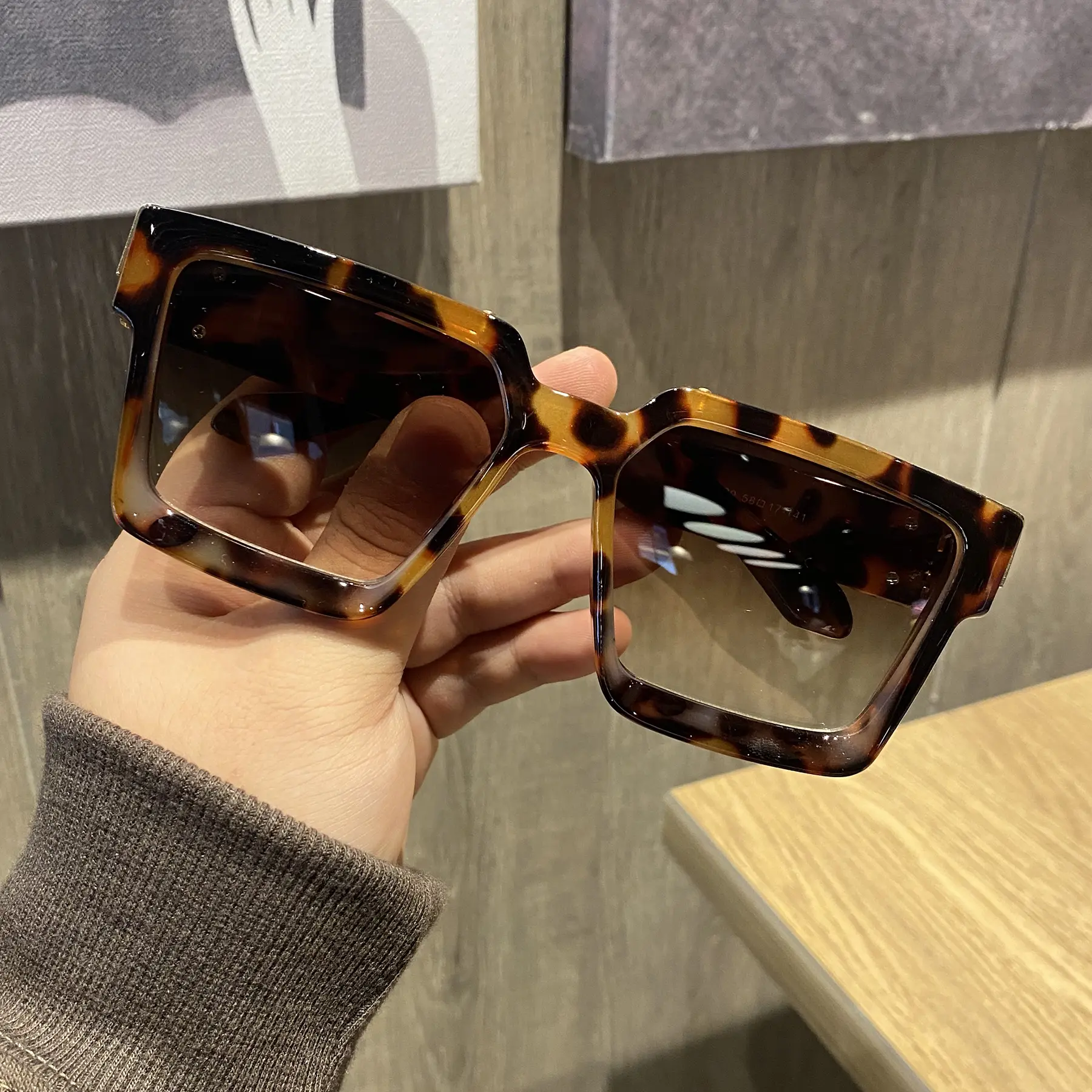 Korean Style Trendy Personality Hip-Hop Style Red Big Frame Sunglasses