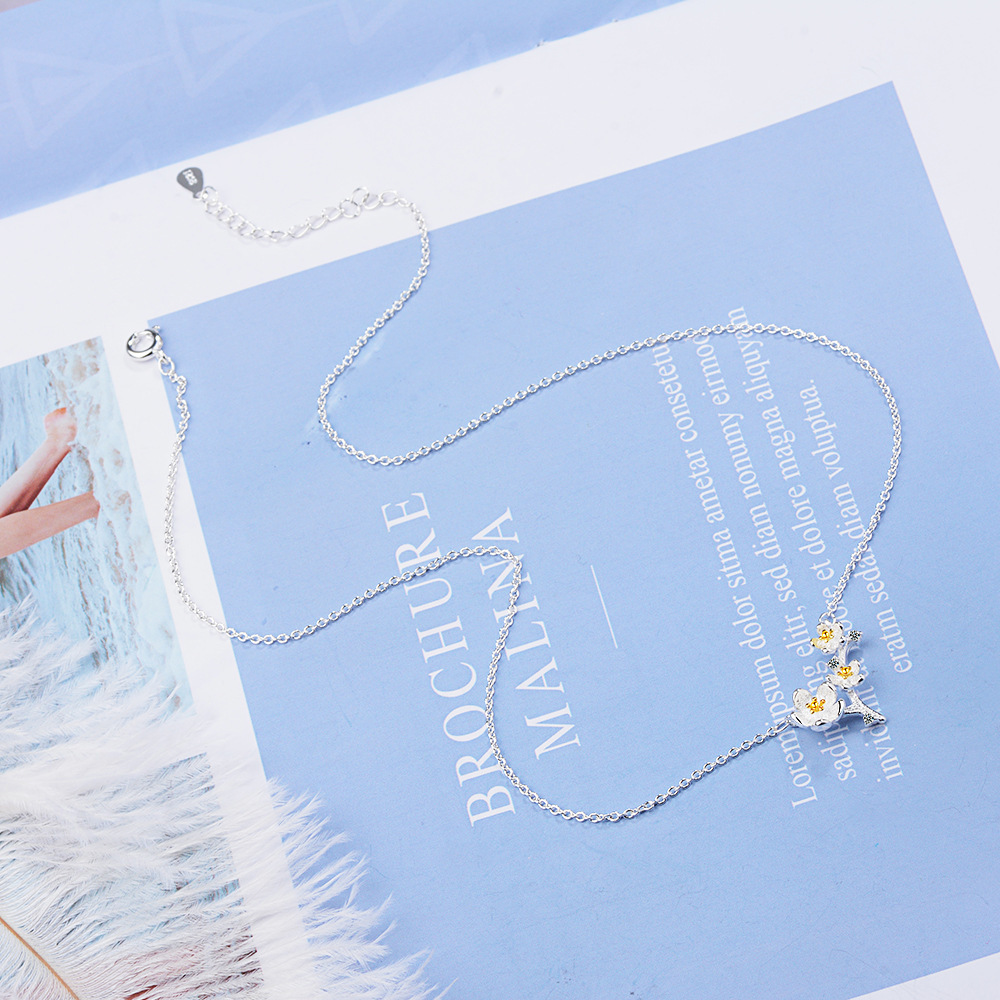Simple Literary Cherry Blossom Necklace Female Sweet And Versatile Petal Pendant