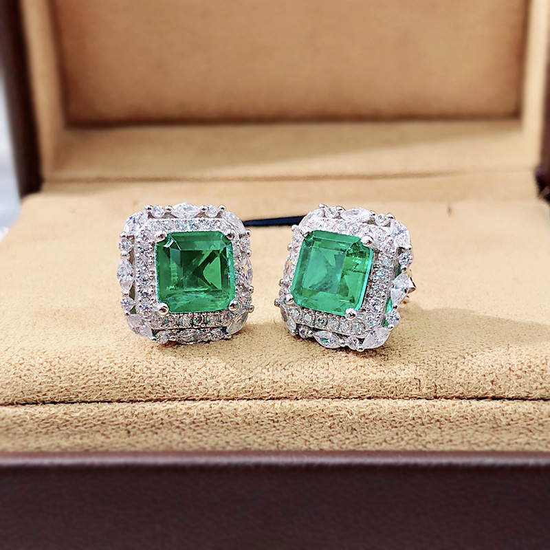 Jewelry Simulation Emerald  Earrings Inlaid With Diamond Earrings