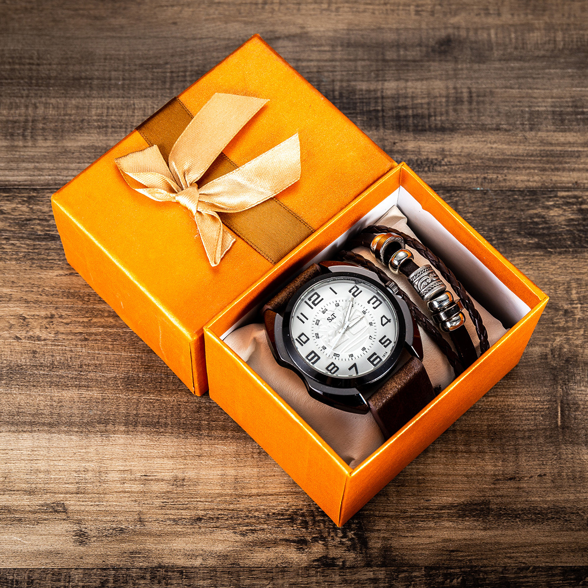 Men's Fashion Simple Belt Quartz Watch and Bracelet Set