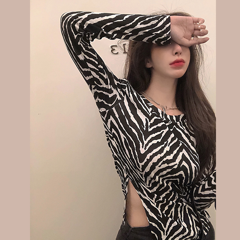 Irregular Waist Slim Slimming T-shirt Retro Striped Waist Split Long-sleeved Shirt