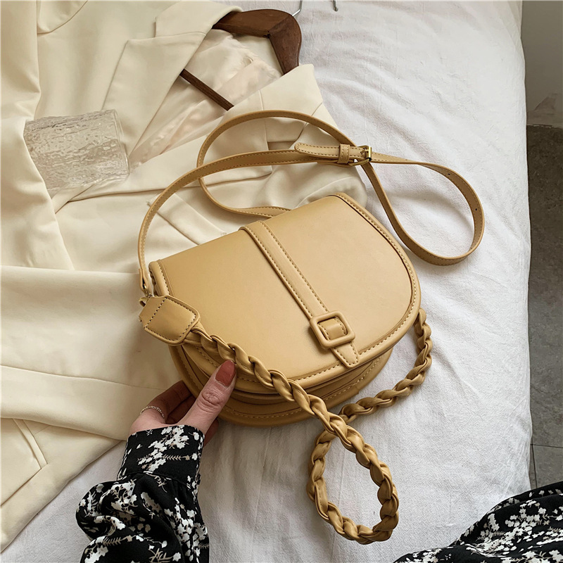 Messenger Bag Texture Net Red One-Shoulder Saddle Bag