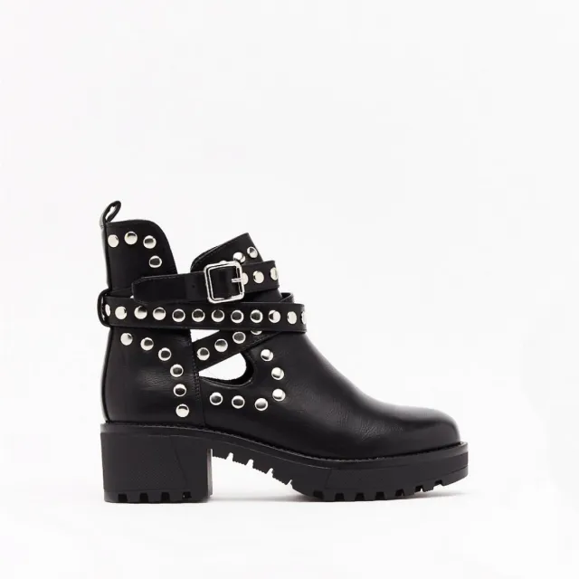 New Mid Tube Comfortable Black Fashion Rivet Boots For Autumn And Winter Black - Shop at LoveMi