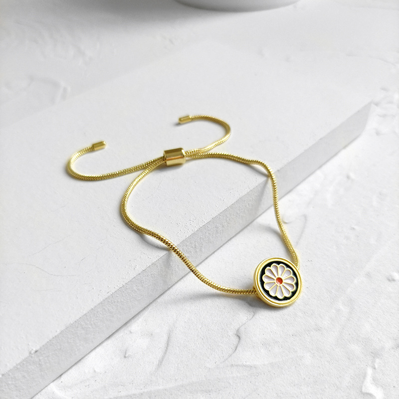 Enamel Daisy Shape Retro Adjustable Bracelet