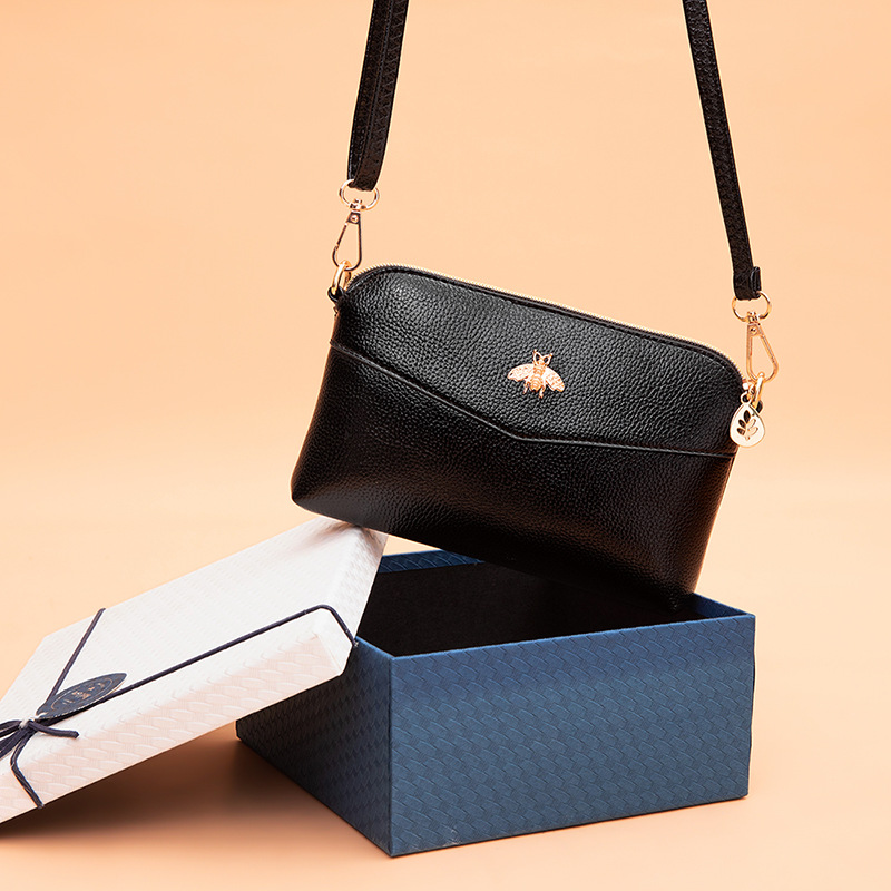 Small Bag Women's Bag New Fashion One-Shoulder Mother Bag Wild Middle-Aged And Elderly Grocery Shopping Change Hand Messenger Bag