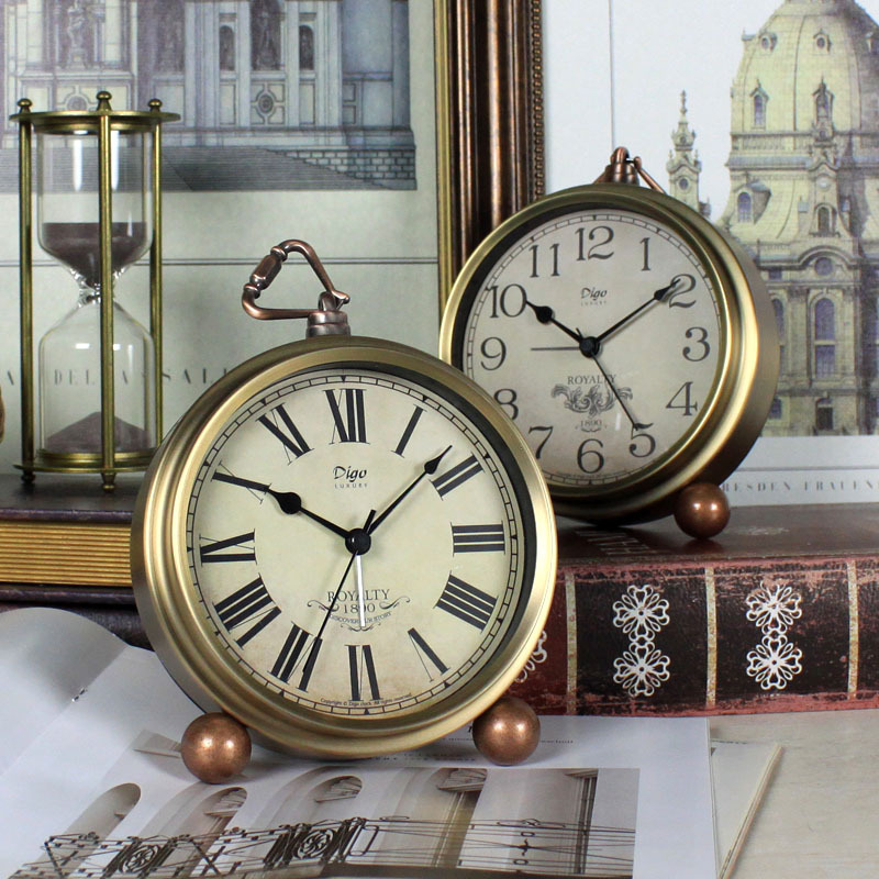 Alarm Clock Creative Silent Clock Retro European-style Clock Pendulum