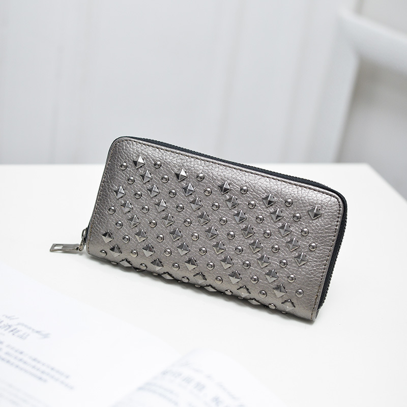 Version Of The New Punk Rivet Long Wallet Fashion Simple Clutch Large