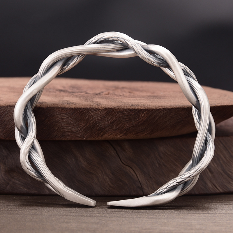 Retro Personality Woven Twist Bracelet