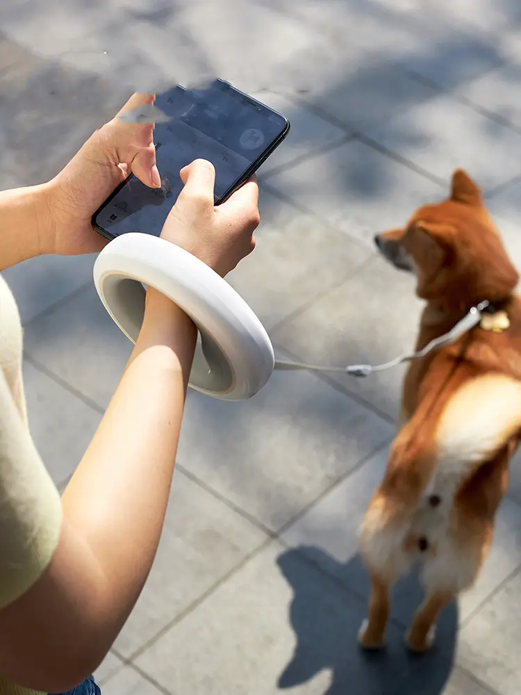 Meng Wangxing UFO Retractable Leash Dog Small and Medium-sized