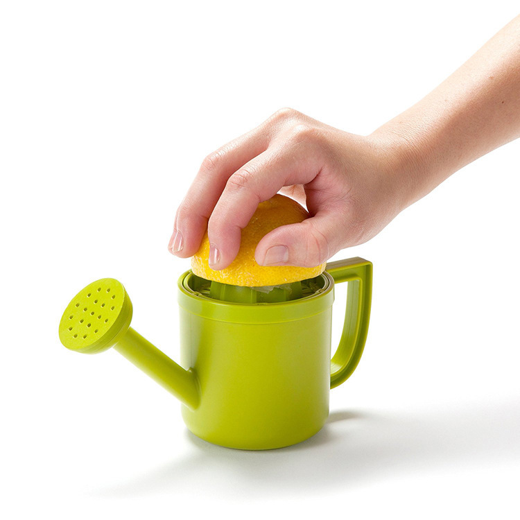 Lemoniere Original Watering Can Shaped Manual Hand Juicer Green Plastic Squeezer With Pourer For Lemon Or Citrus Juice With Flip Lid For Storage