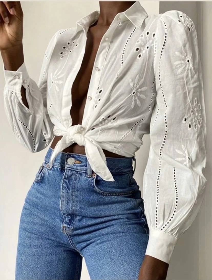 Lace Embroidery V-neck Pearl Button Loose Long-sleeved Shirt
