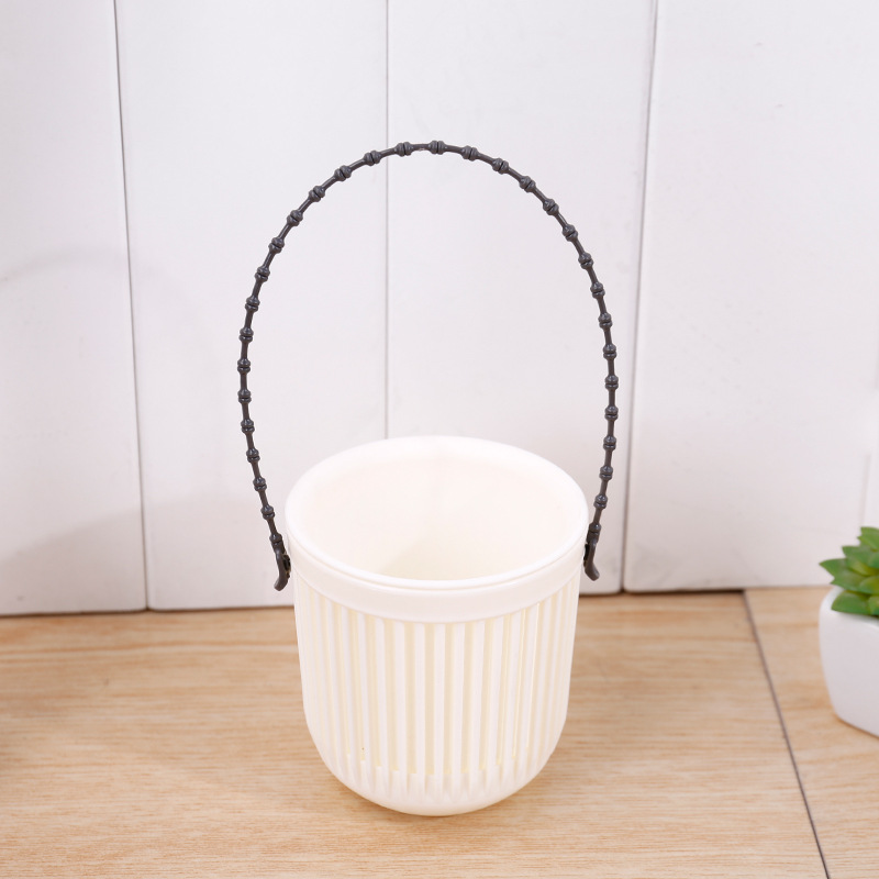 Title 3, Creative Green Radish Spider Plant Pot Plastic ...