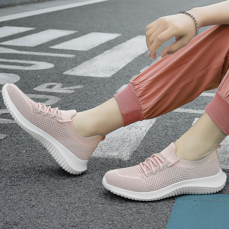 Cross-Border Flying Shoes Women's All-Match Flat Casual Shoes Summer New Lightweight Mesh Breathable Running Shoes