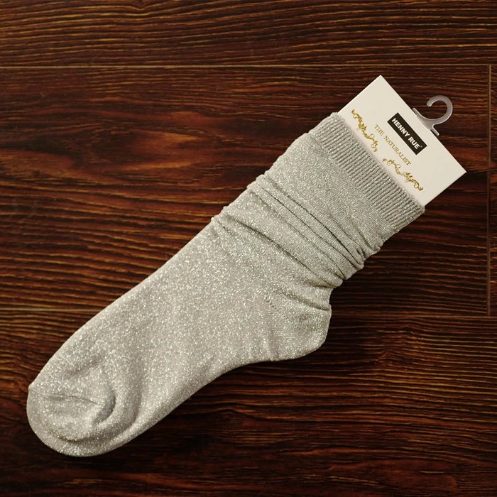 Title 4, Silberne Zwiebelsocken für Damen im Kanister-Fl...