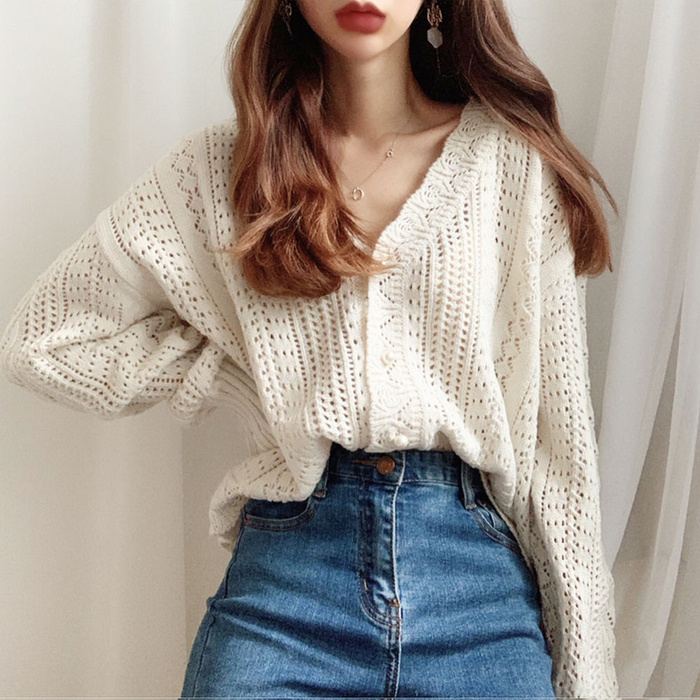Sweater jacket women's V-neck sweet hollow top loose knit short cardigan