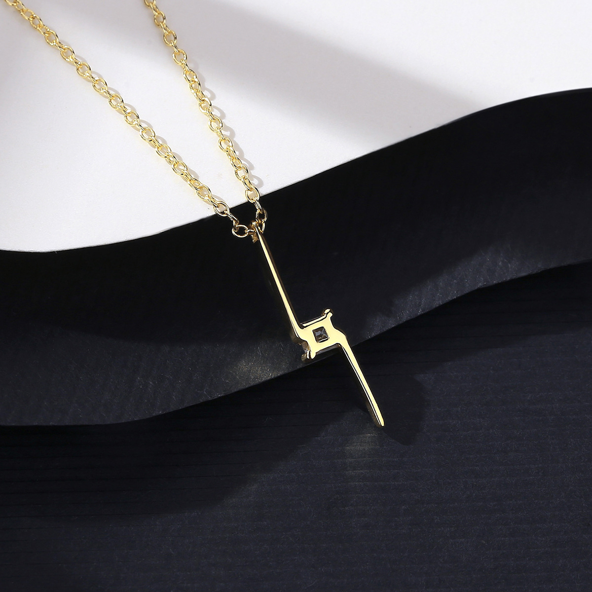 Pendant Women's Necklace Short Simple Zircon Pendant