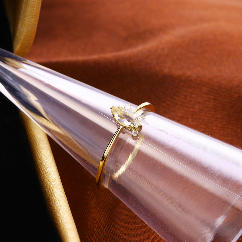 9K Gold Shaped Natural Energy White Crystal Zircon Ring Female