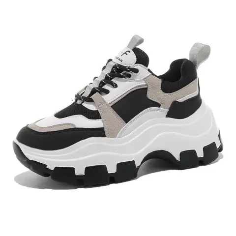 Muffins and Platform Daddy Shoes Are Trending on Instagram