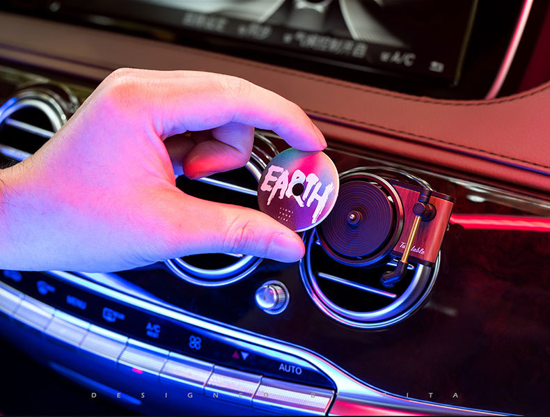 Car perfume, car air outlet, record locomotive, long-lasting fragrance, deodorant, car interior decorations — foto 3