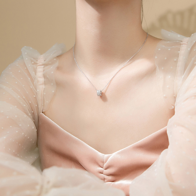 S925 Silver Necklace Female Small Fresh Sweet And Delicate Simple Clavicle Chain
