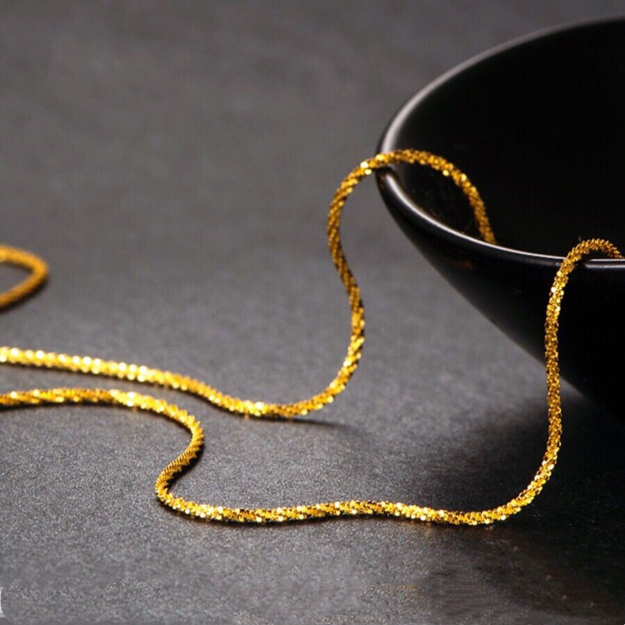 Titanium Steel Color Preserving Fine Gypsophila French Twist Necklace Minimalist Temperament Clavicle Chain