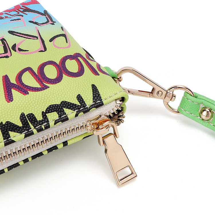 Colorful Graffiti New Jelly Bag Can Be Issued On Behalf Of The Colorful Graffiti Handbag