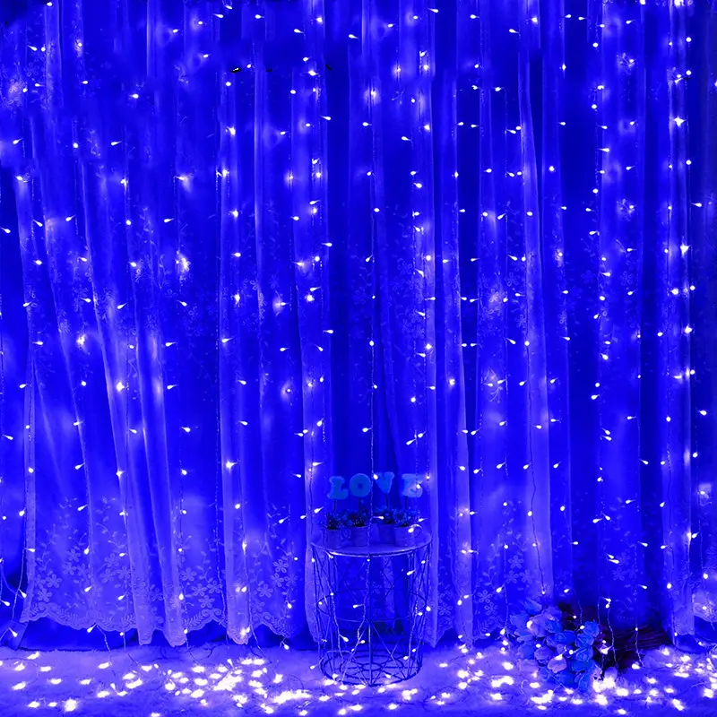 Voltage Curtain Light 3x3 Meters 300 Lights