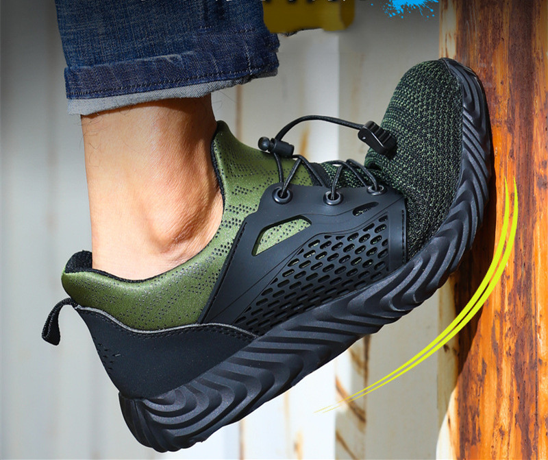 Title 4, Casual Black Breathable Safety Shoes Anti-Smash...