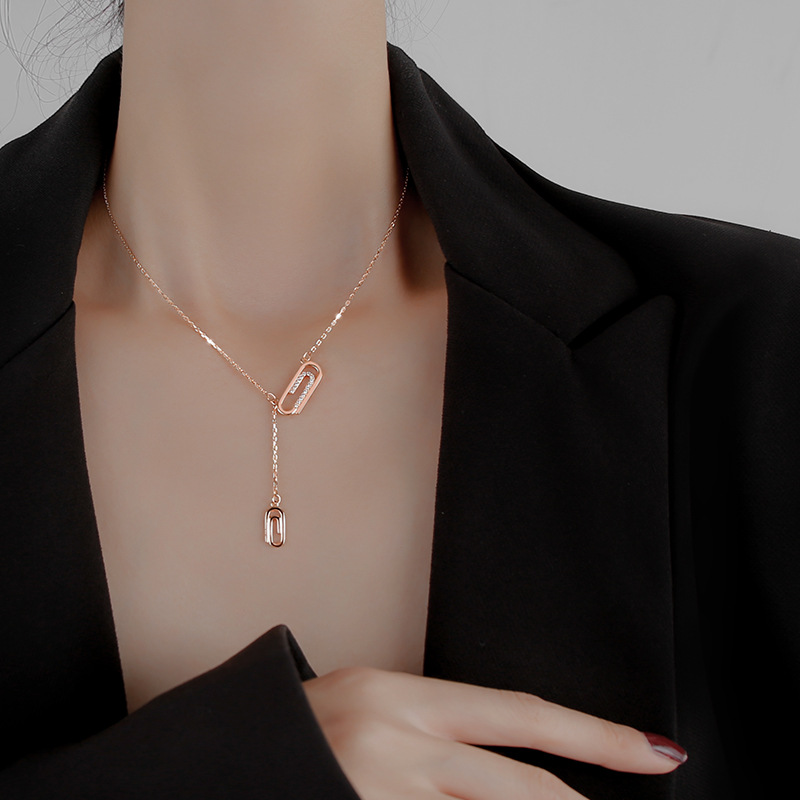 Small Design Sense Necklace Female Necklace Light Luxury Niche Clavicle Chain