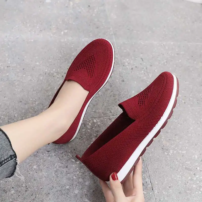 New Spring Women's Shoes Knitted Flat Non Slip Net Shoes - Red