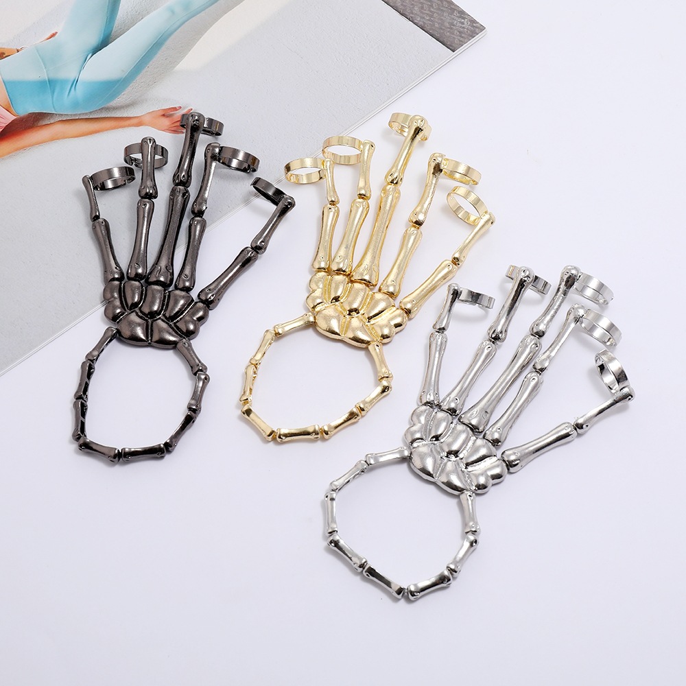 European And American New Jewelry Fashion Personality Punk Skull Hand Bone Wild Five-Finger Ring Bracelet