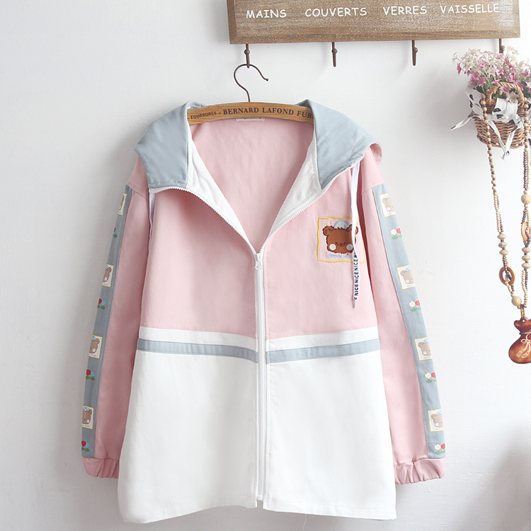 Original Cute Boys'' And Girls'' Little Fresh Japanese Loose Bear Embroidery Color Matching Cardigan Student Hooded Jacket
