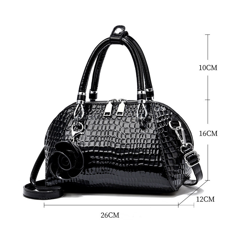 Title 6, Sac coquillage motif crocodile femme