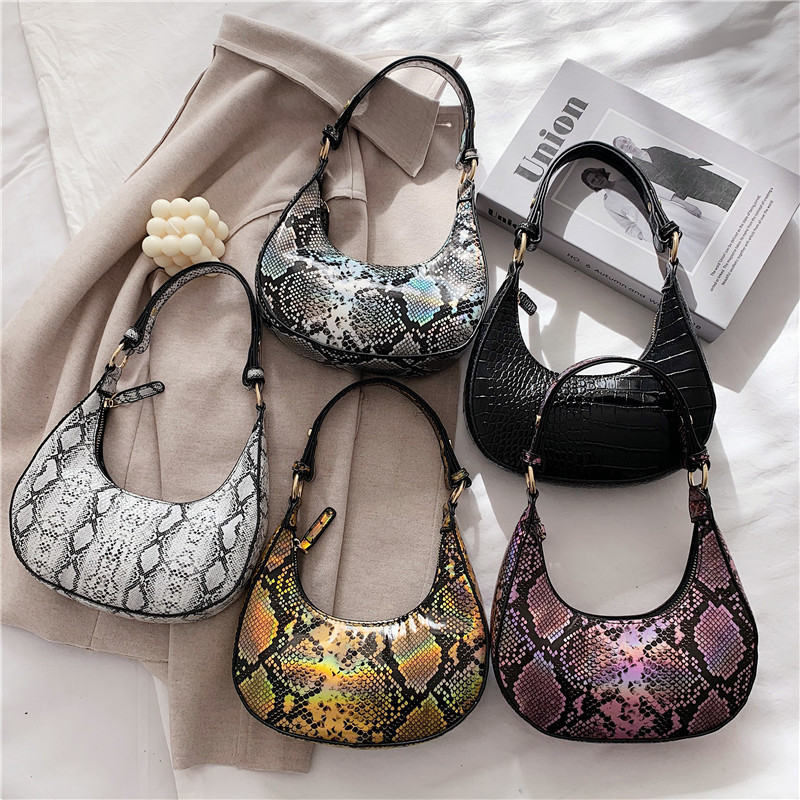 Title 9, Koreaanse Fashion Snake Print Underarm Bag. Een...