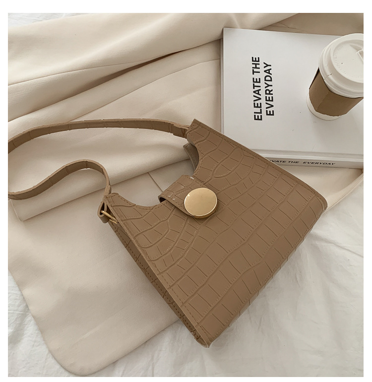 Solid Color Croc Print Shoulder Bag