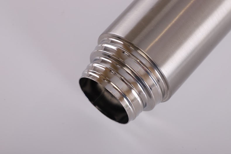 Large Capacity Outdoor Mountaineering Thermos Cup Double Vacuum